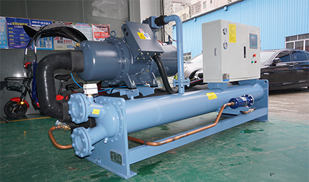 螺桿式冷水機壓縮機排氣不正常是什么原因導致？